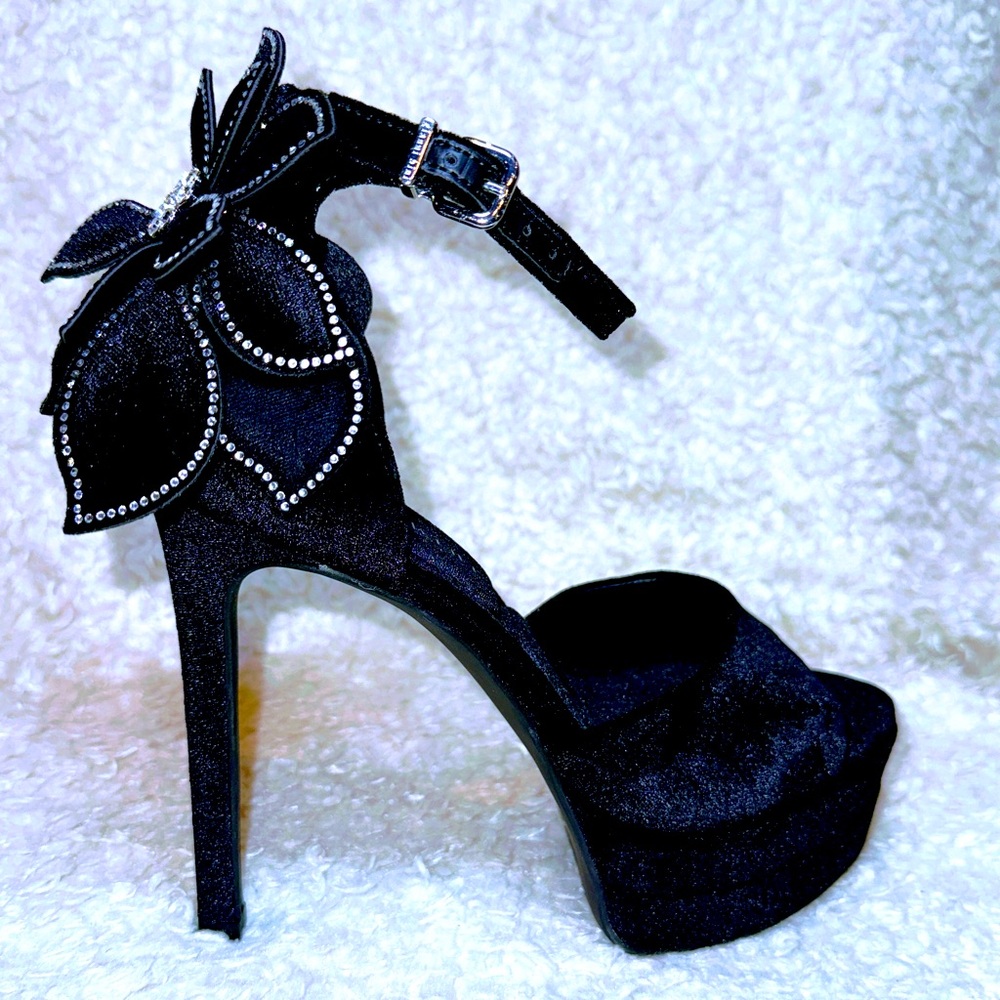 Gianni Bini Velvet Flower Ankle Strap Platform Dress Sandals - Picture 3 of 8